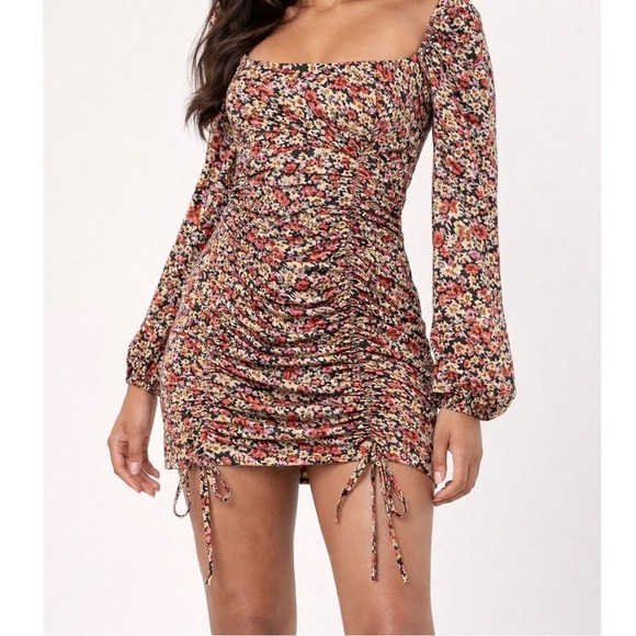 PrettyLittleThing Dresses & Skirts - PrettyLittleThing Floral Ruched Mini Dress Long Sleeve Cottagecore Boho Size 10